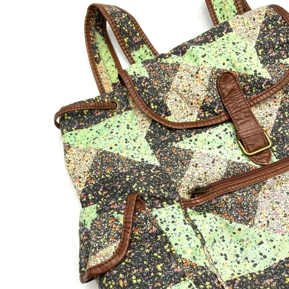 URBAN OUTFITTERS - Kimchi Blue backpack green patchwork & faux leather trimming